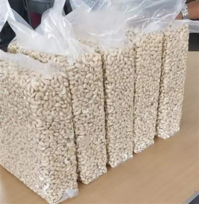 Semi-Auto Cashew Vacuum Packaging Machine Semi-Auto Cashew Vacuum Packaging Machine